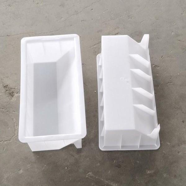 塑料路沿石米兰(中国)